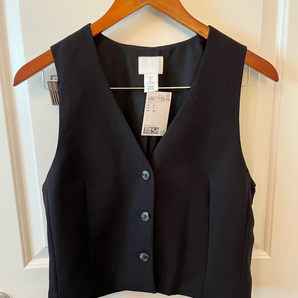 H&M Black Button-Up Vest NWT
